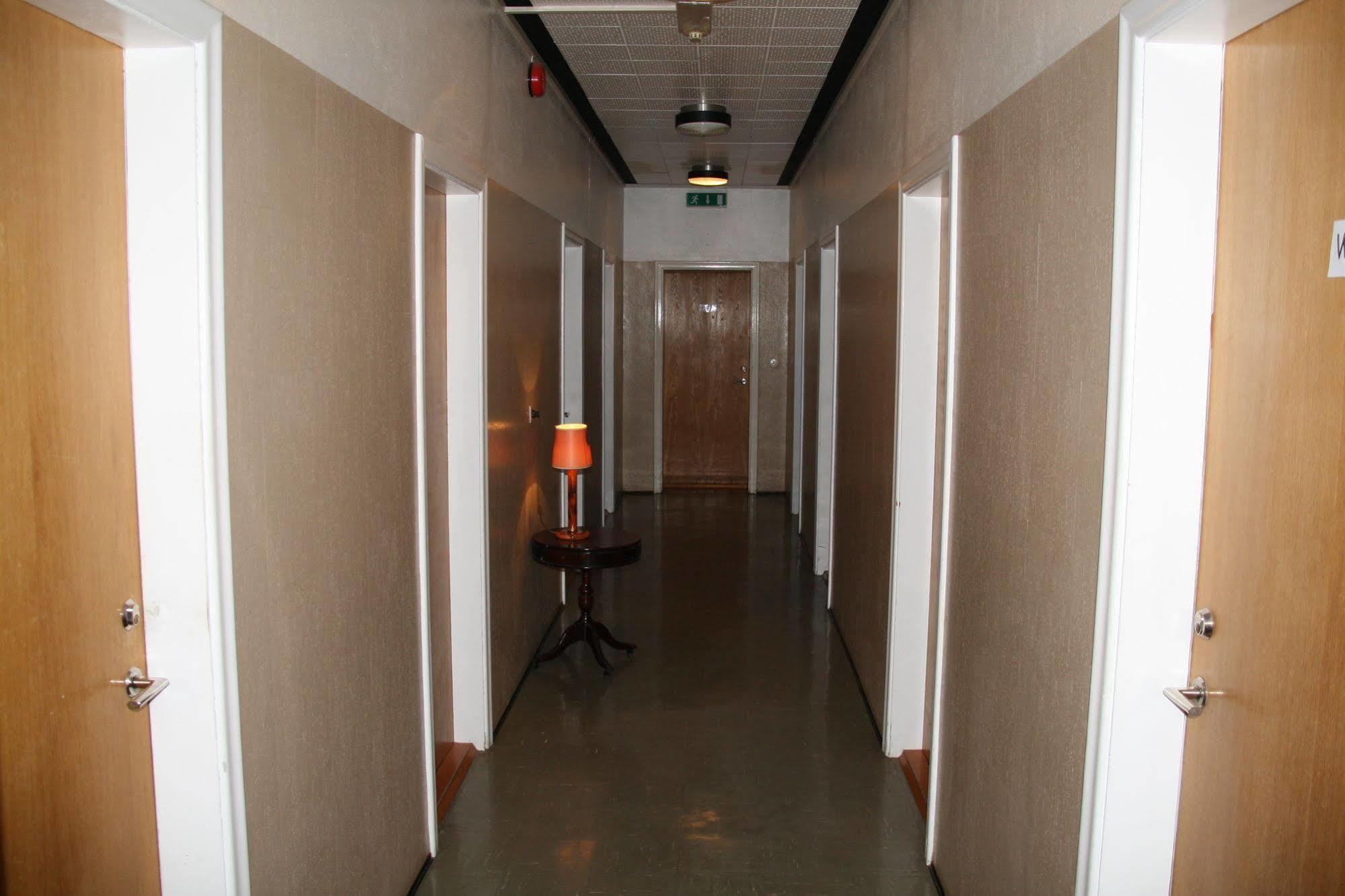 Reykjanes Hostel Экстерьер фото
